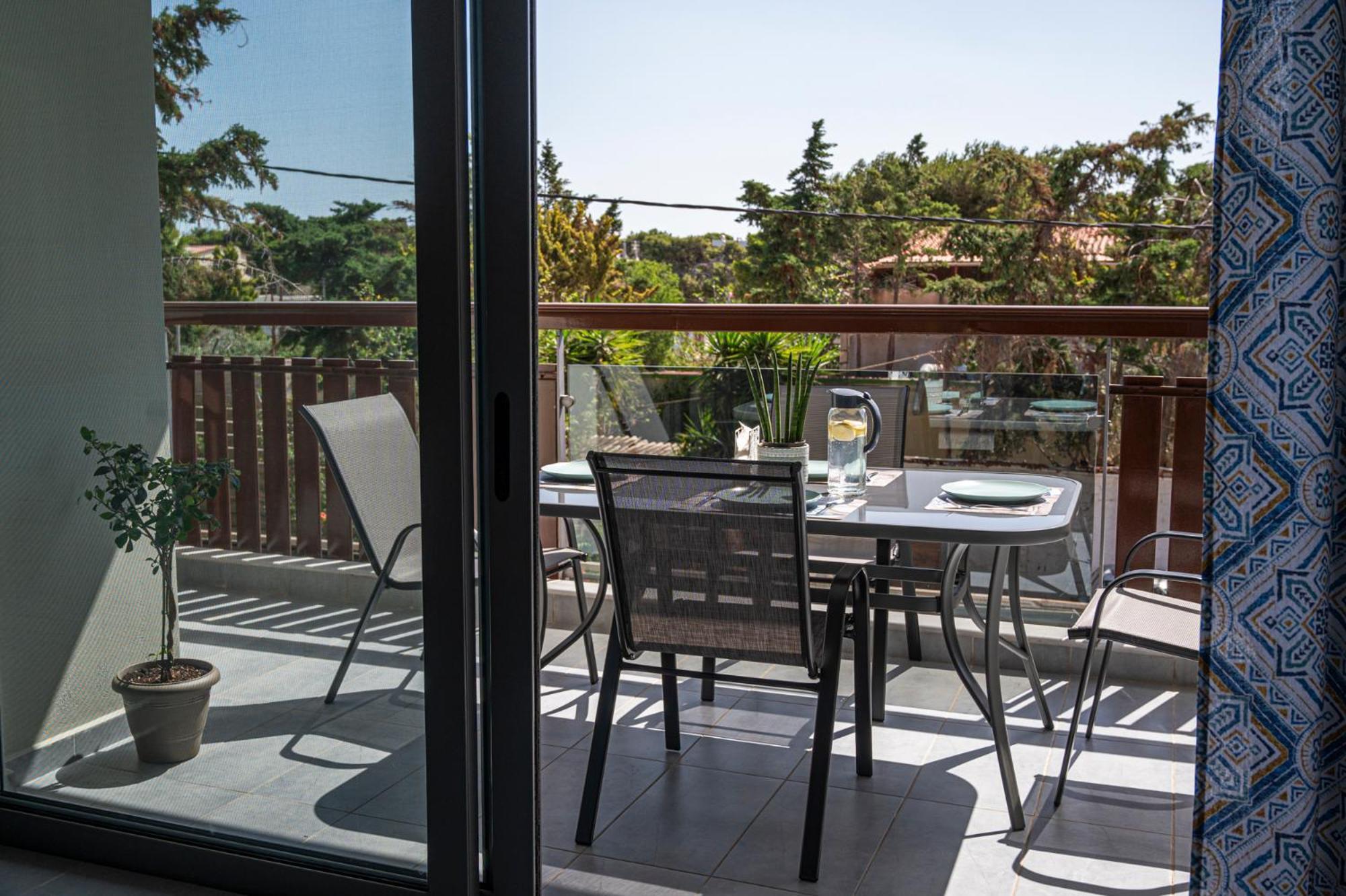 Oceanis Apartments 아르테미다 외부 사진