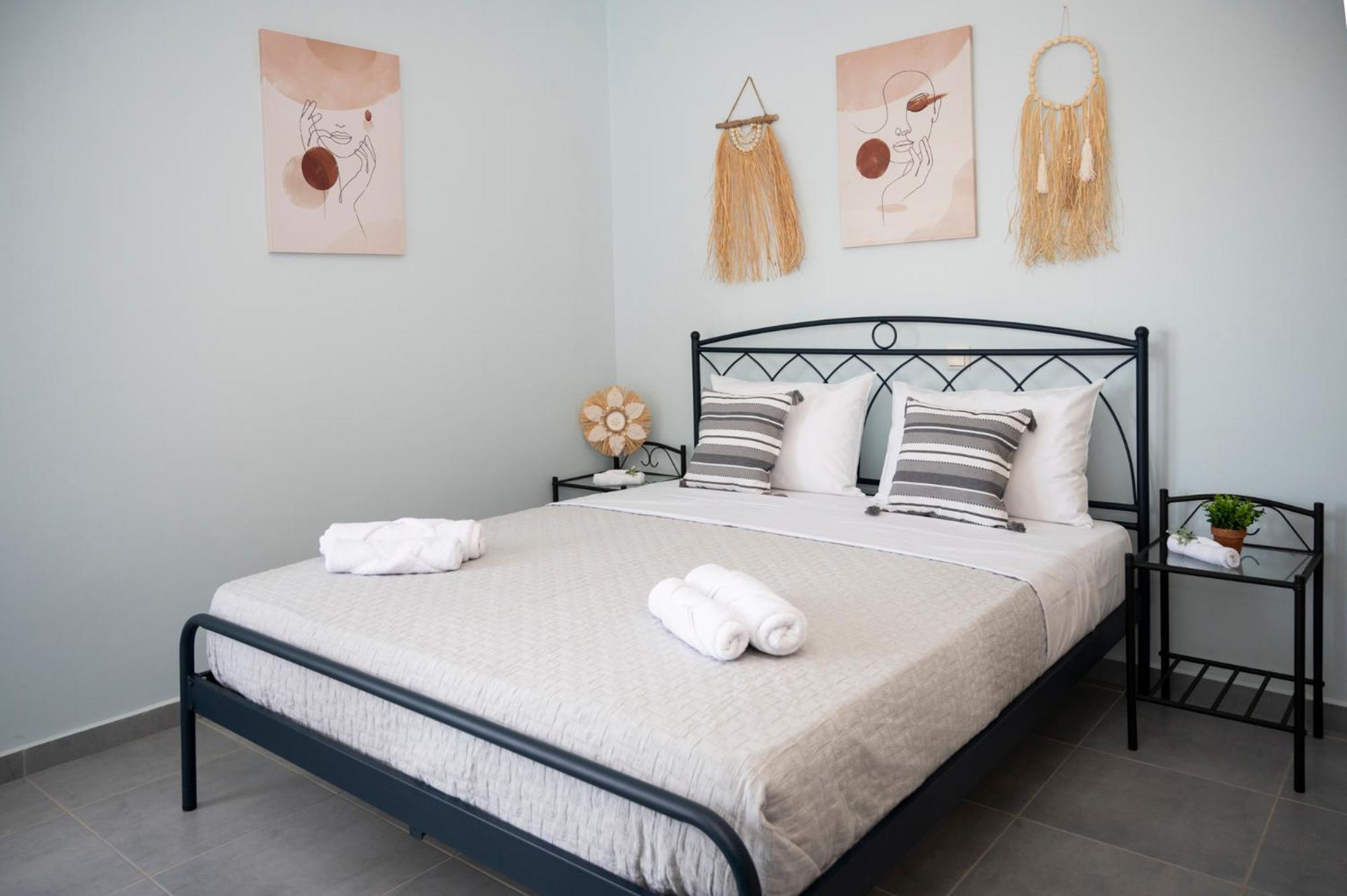 Oceanis Apartments 아르테미다 외부 사진