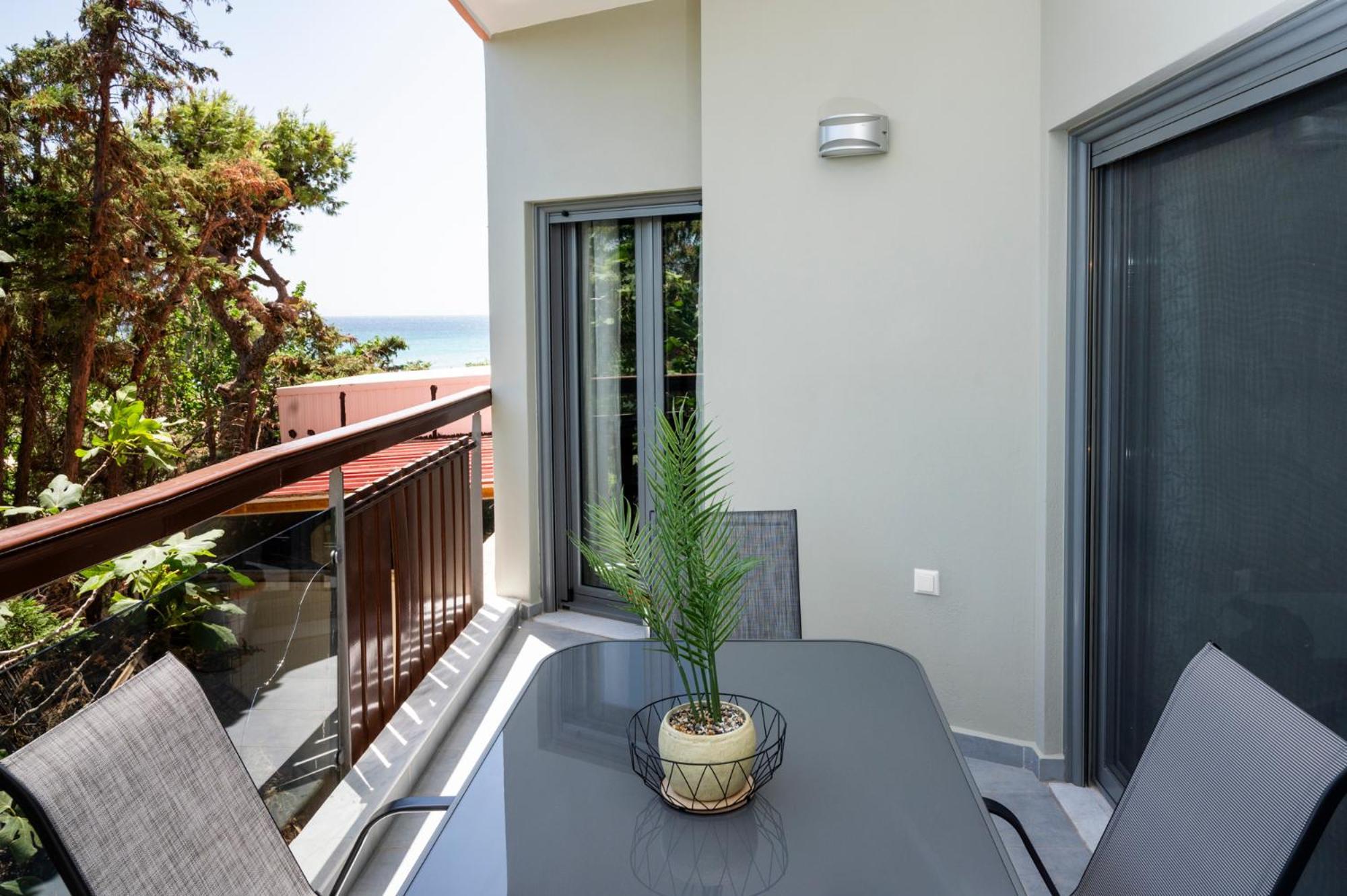 Oceanis Apartments 아르테미다 외부 사진