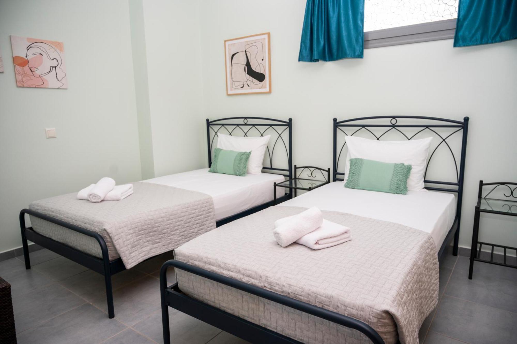 Oceanis Apartments 아르테미다 외부 사진
