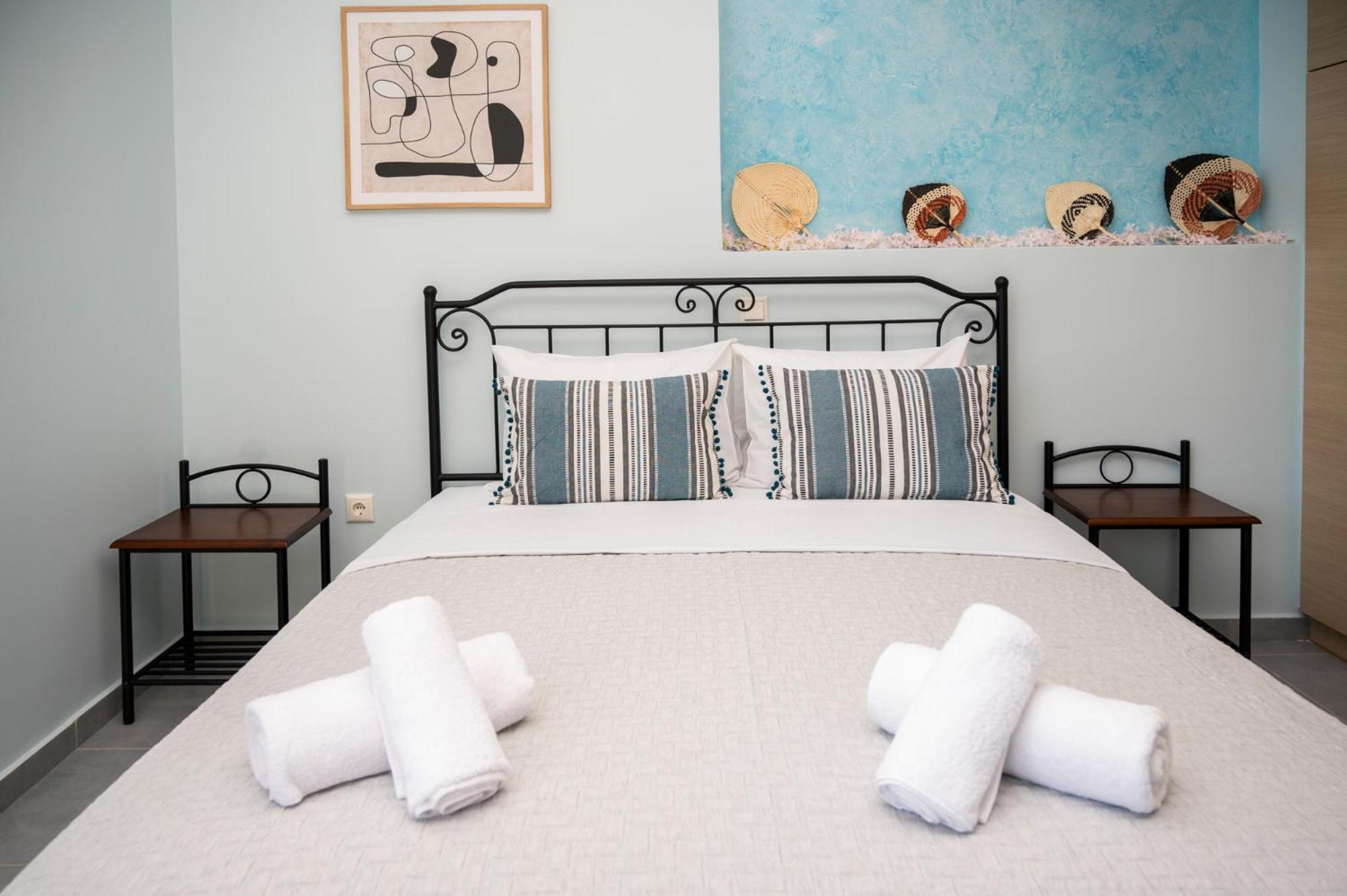 Oceanis Apartments 아르테미다 외부 사진