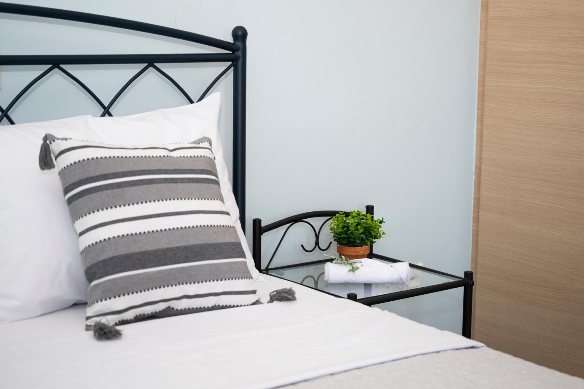 Oceanis Apartments 아르테미다 외부 사진