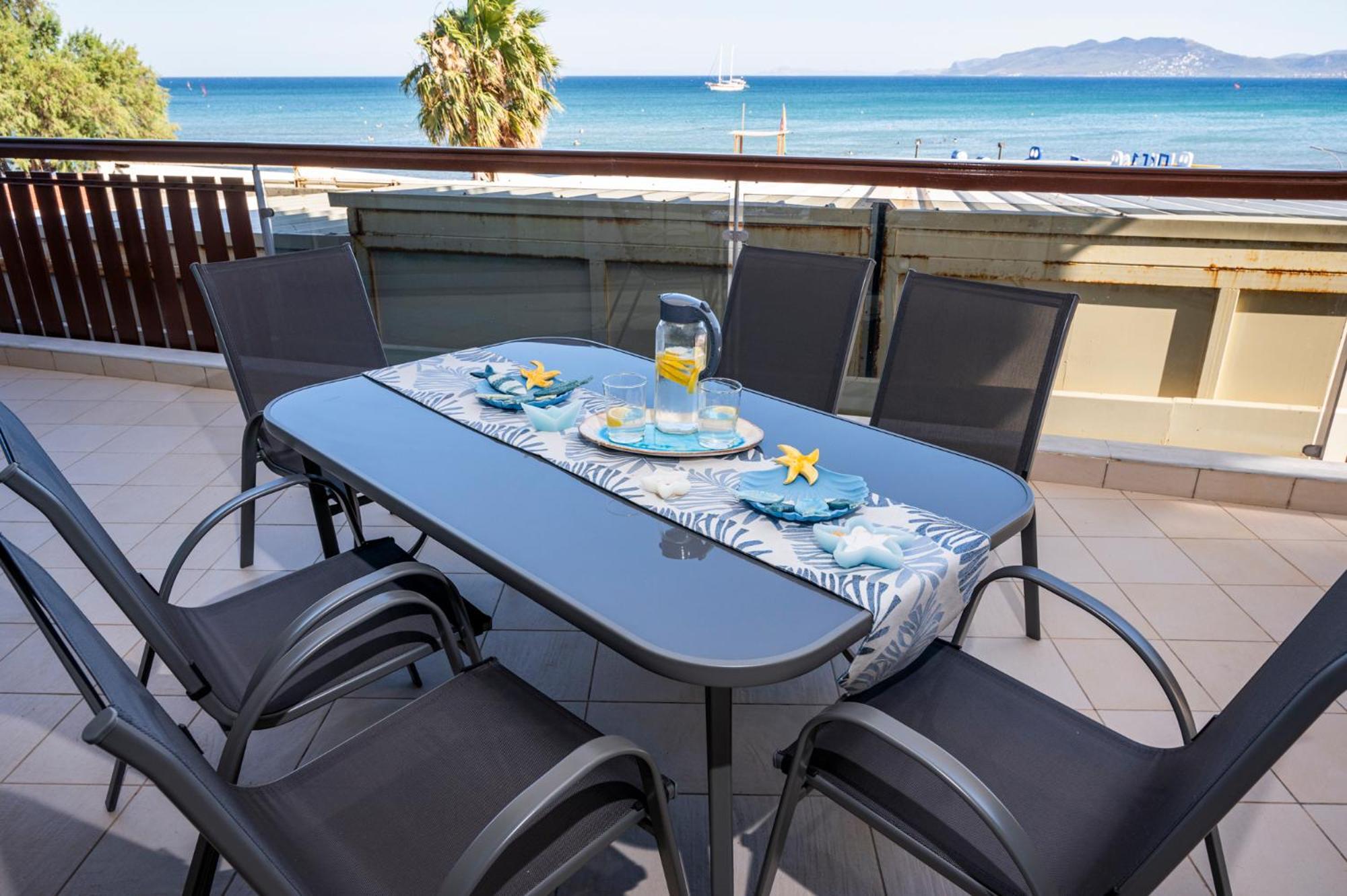 Oceanis Apartments 아르테미다 외부 사진