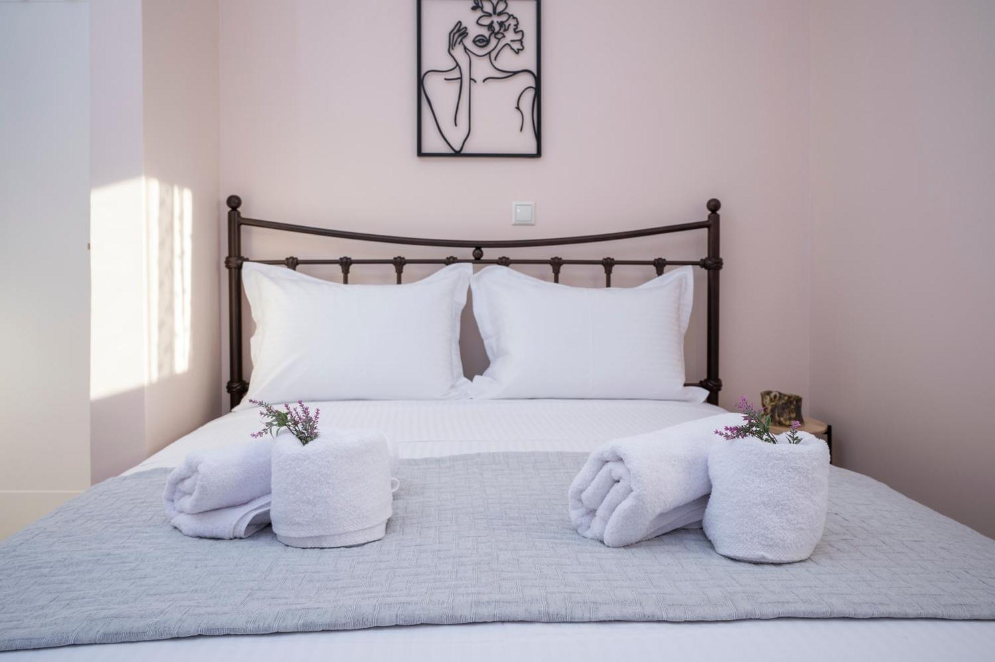 Oceanis Apartments 아르테미다 외부 사진