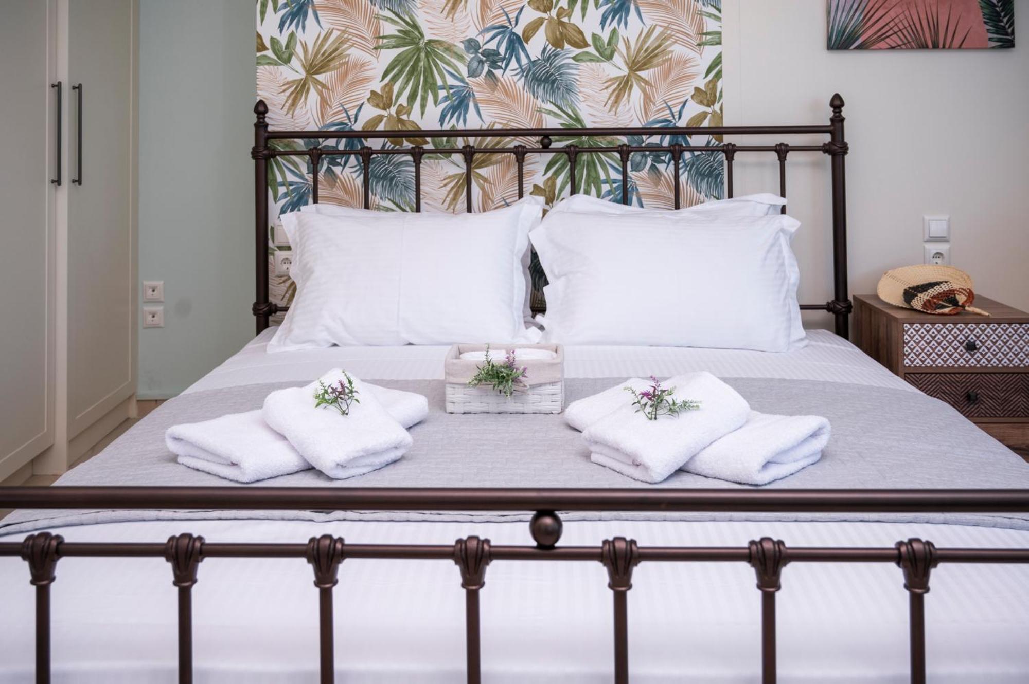 Oceanis Apartments 아르테미다 외부 사진